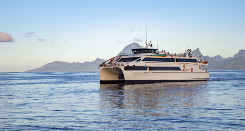 Ferry | HamiltonJet